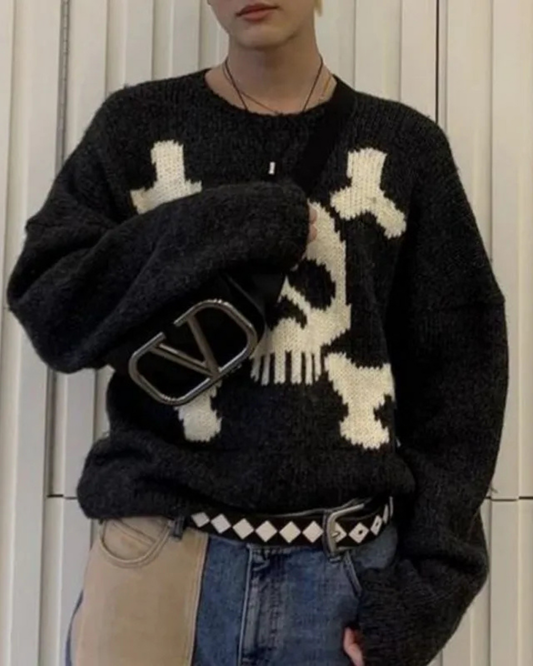 RETRO SKULL SWEATER